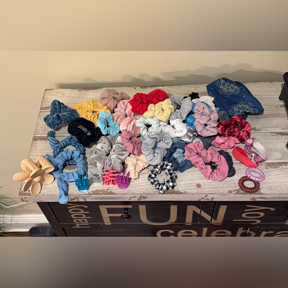 Bundle of Hair Ties
